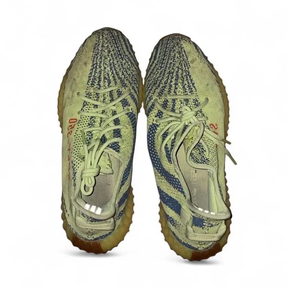 Adidas— Yeezy boost 350 v2 in semi frozen yellow colorway - Picture 5 of 6